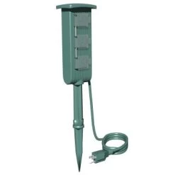 Stanley Mini 3-Outlet Plug Stake Power Center -Outdoor Garden Living 016421