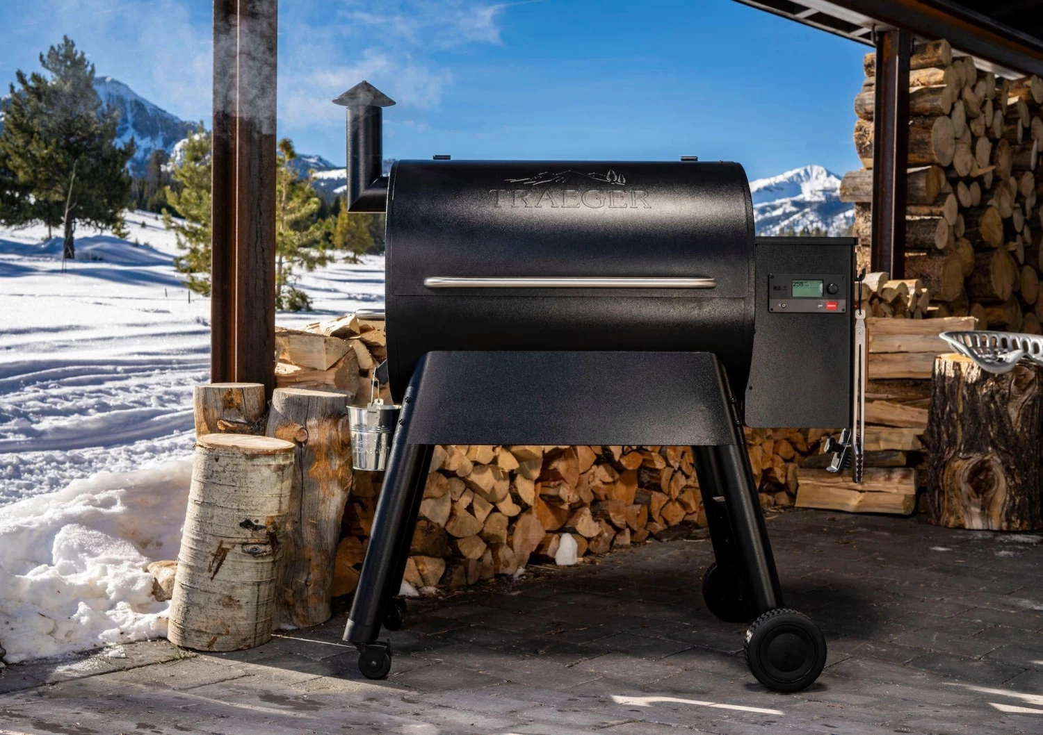 Traeger Black Pro 780 WiFi-Enabled Pellet Grill 6 Traeger Black Pro 780 WiFi-Enabled Pellet Grill - Image 4