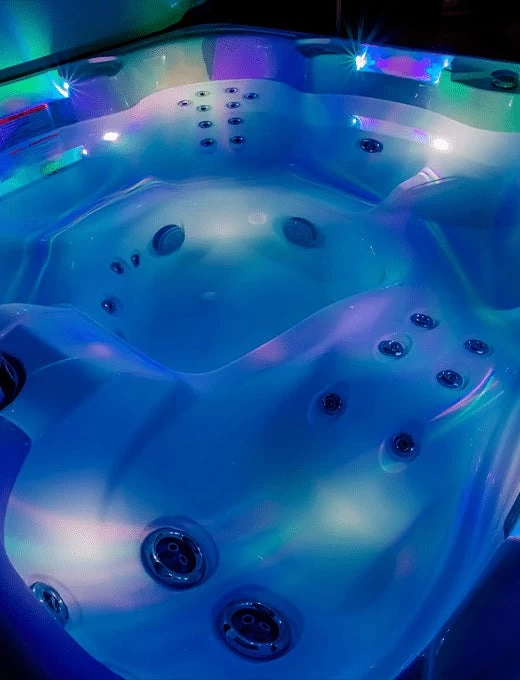 Artesian Spas 748L Deluxe Class South Seas Portable Hot Tub 5 Artesian Spas 748L Deluxe Class South Seas Portable Hot Tub - Image 3