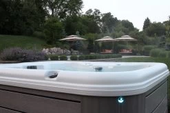 Retreat Modern Series Nordic Hot Tub -Outdoor Garden Living 989638