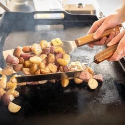 Traeger Flat Top Grill Essentials Kit -Outdoor Garden Living 990361 12