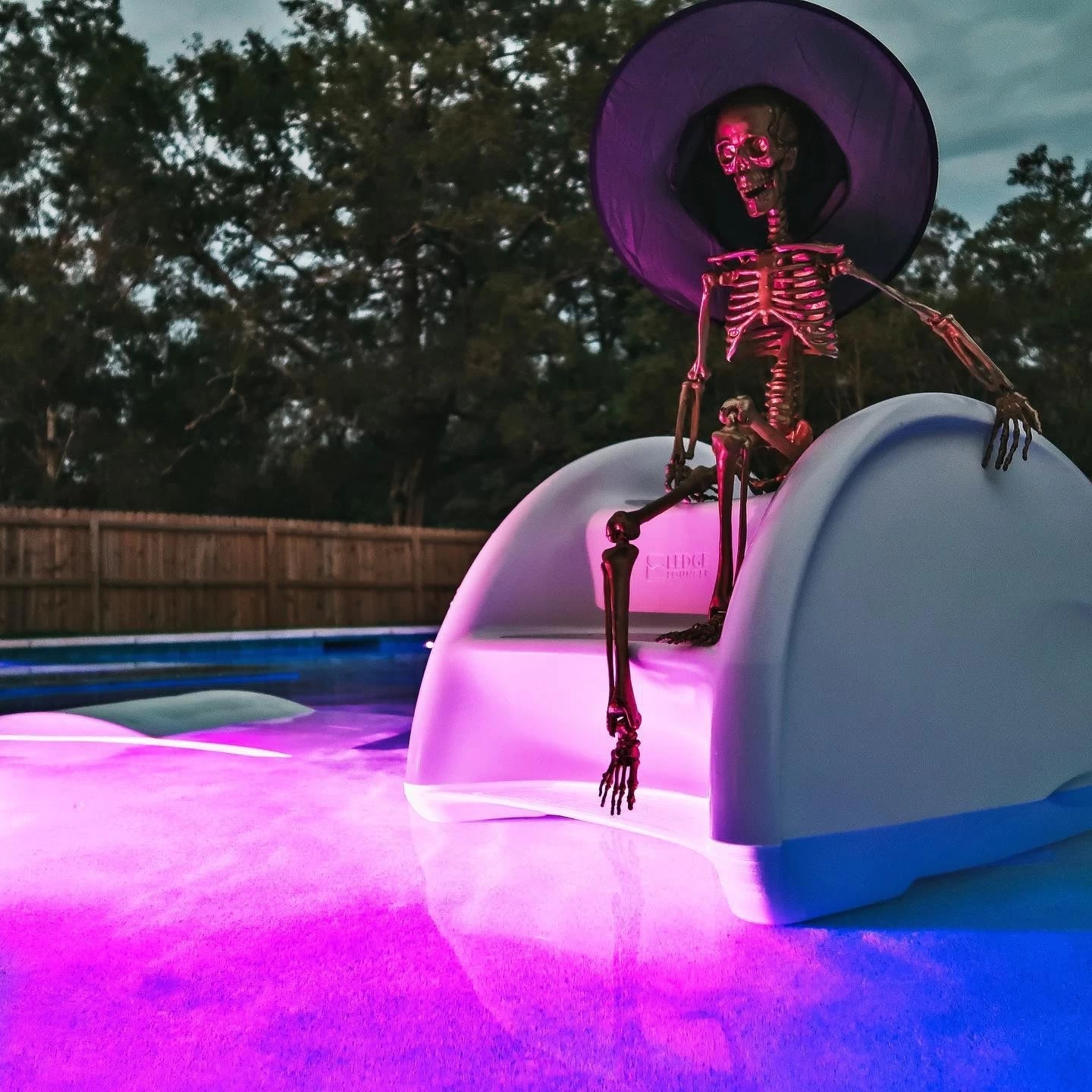 Light Blue Signature Slide From Ledge Lounger 9 Light Blue Signature Slide From Ledge Lounger - Image 7