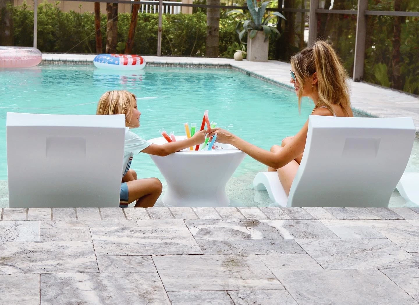 Signature Tall Ice Bin Side Table From Ledge Lounger 12 Signature Tall Ice Bin Side Table From Ledge Lounger - Image 10