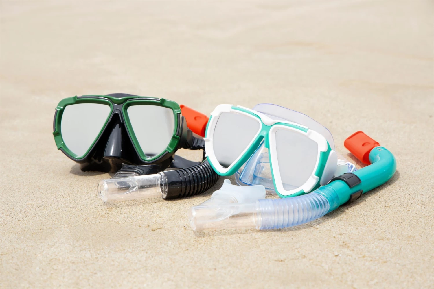 BWT Hydro-Pro™ Dive Mira Mask & Snorkel Set From Bestway 5 BWT Hydro-Pro™ Dive Mira Mask & Snorkel Set From Bestway - Image 3