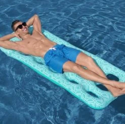 BWT Comfort Plush™ Floating Mat From Bestway -Outdoor Garden Living 995083 2