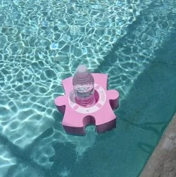 The Drink Dock™ Floating Drink Holders -Outdoor Garden Living 996769 daef0a61 e316 40d4 90af 7d9d07006b92