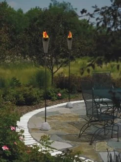 TIKI® Island King Large Flame Torch -Outdoor Garden Living 997340 4 5b560ac9 124b 4a13 95a6 de46d12f421f