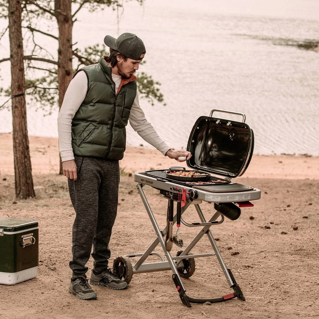 Weber Traveler LP Gas Grill 9010001 6 Weber Traveler LP Gas Grill 9010001 - Image 4