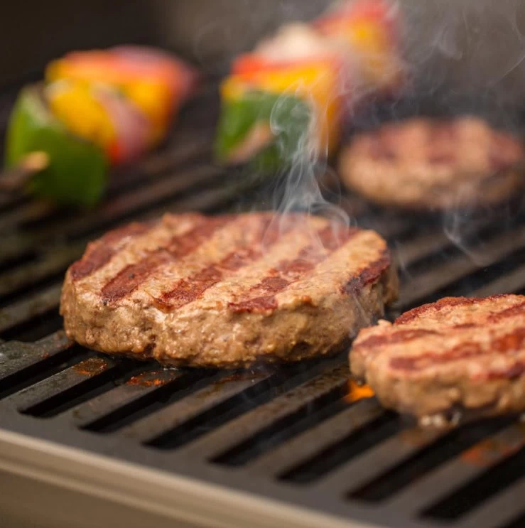 Weber Spirit E-330 Propane Gas Grill 11 Weber Spirit E-330 Propane Gas Grill - Image 9