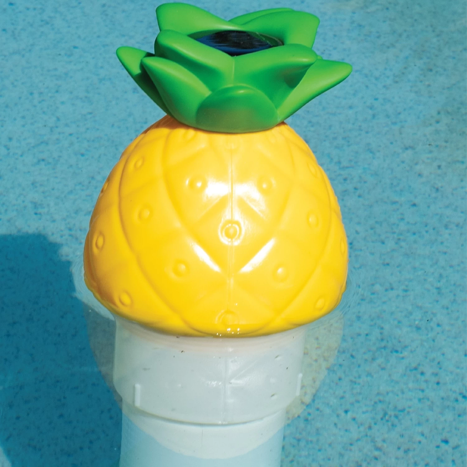 Solar Powered LED Pineapple Pool Chlorine Dispenser 12427 6 Solar Powered LED Pineapple Pool Chlorine Dispenser 12427 - Image 4