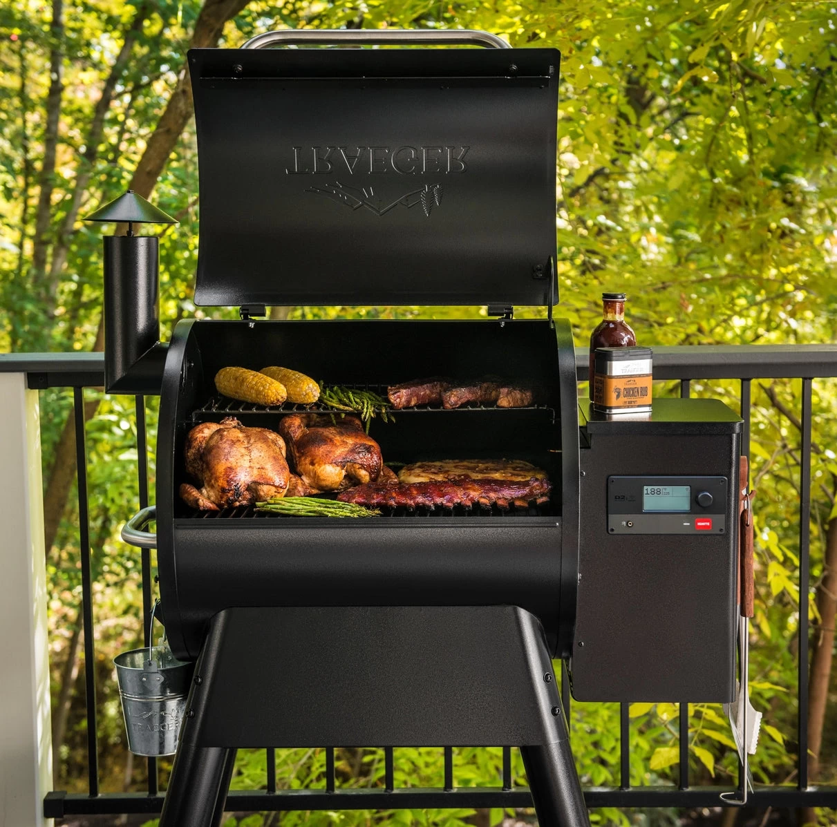 Traeger Pro 575 Black WiFi-Enabled Pellet Grill 12 Traeger Pro 575 Black WiFi-Enabled Pellet Grill - Image 10