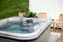 Retreat Sport Series Nordic Hot Tub -Outdoor Garden Living Retreat SE 2