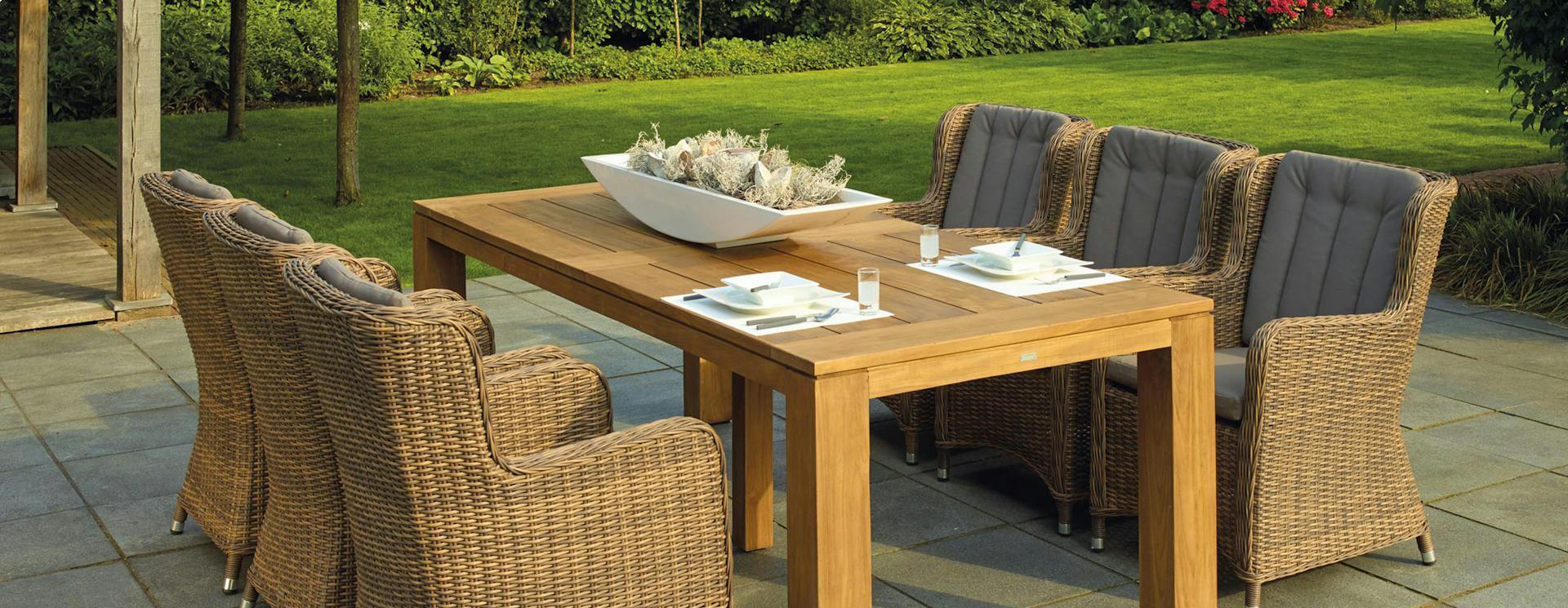 Outdoor Garden Living -Outdoor Garden Living pexels marianne 67058 238377